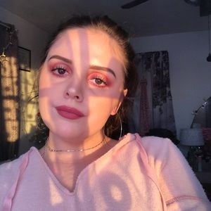 Meet your Posher, Whitney